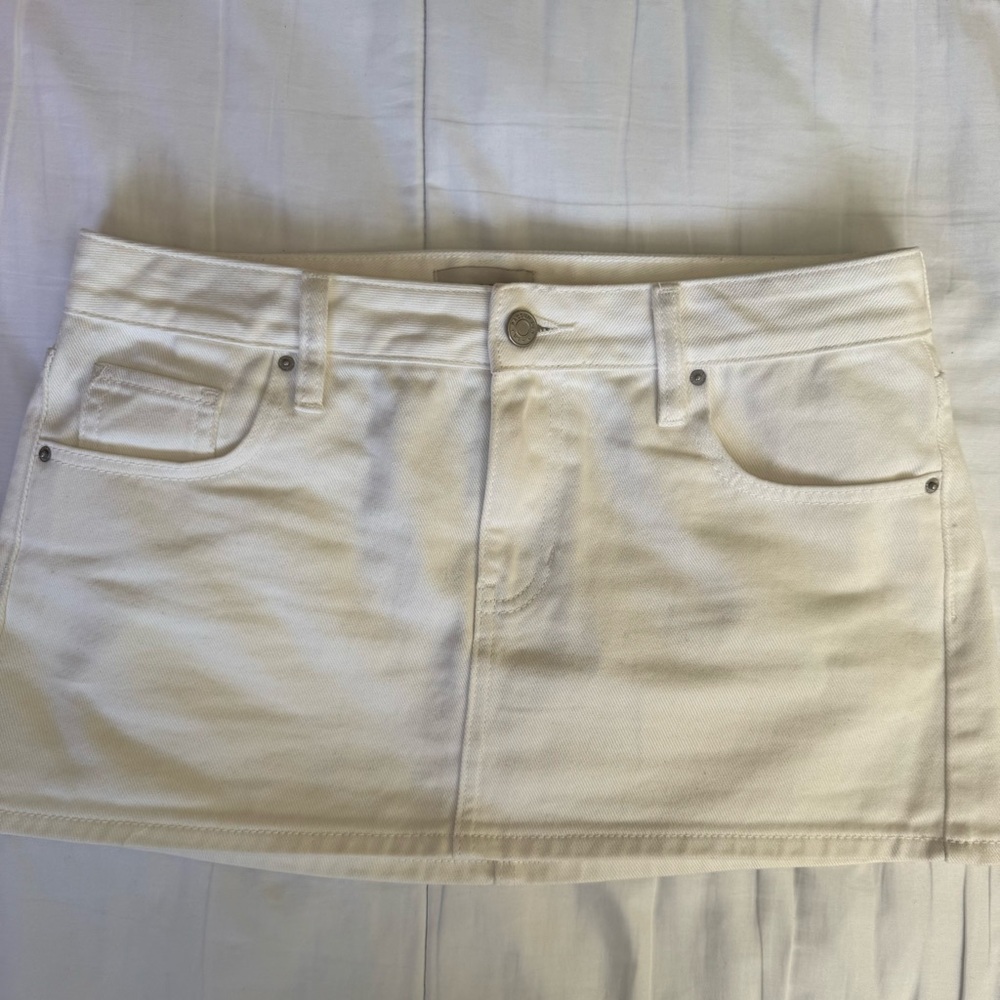 PacSun Cream Denim Skirt